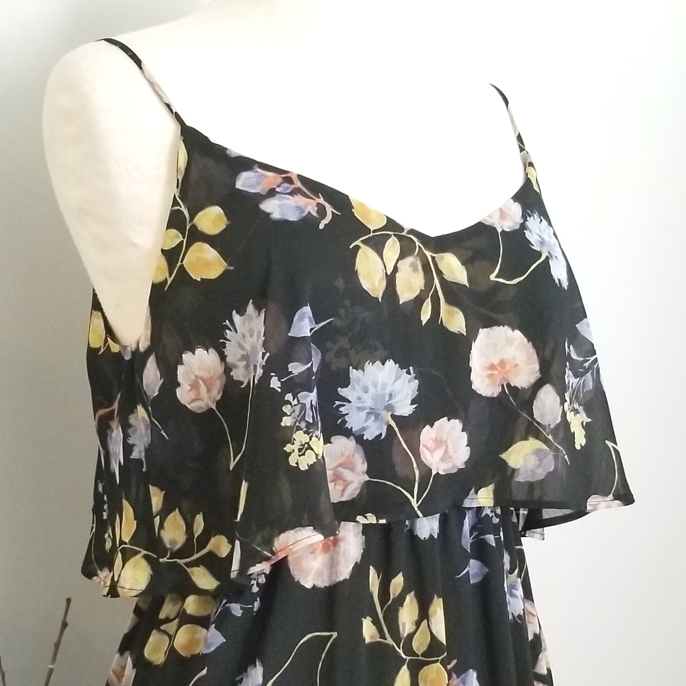 Forever 21 Maxi V-neck Floral Dress